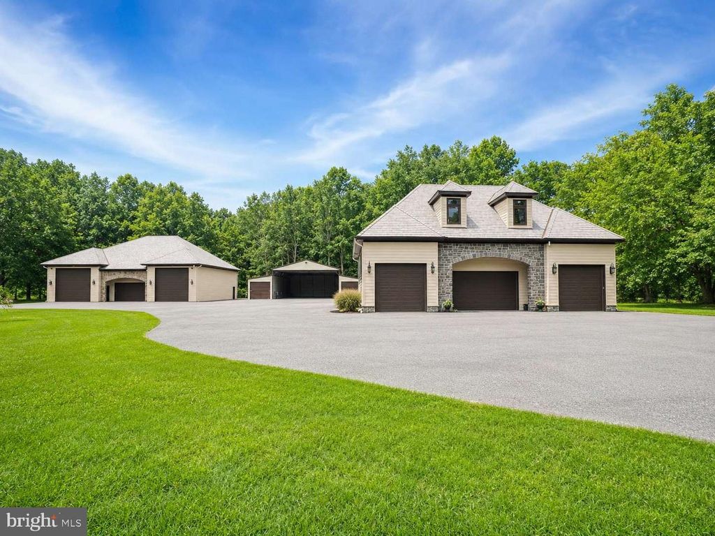 24715 HALF PONE POINT RD, Hollywood, MD 20636