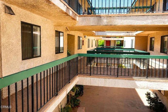 330 Burchett Street 206, Glendale, CA 91203