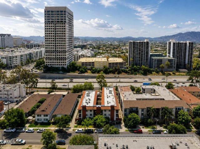 330 Burchett Street 206, Glendale, CA 91203