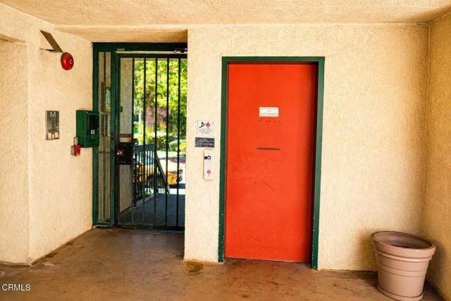 330 Burchett Street 206, Glendale, CA 91203