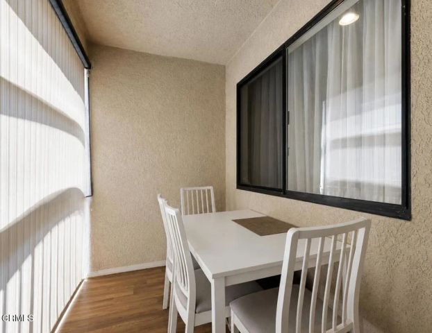 330 Burchett Street 206, Glendale, CA 91203
