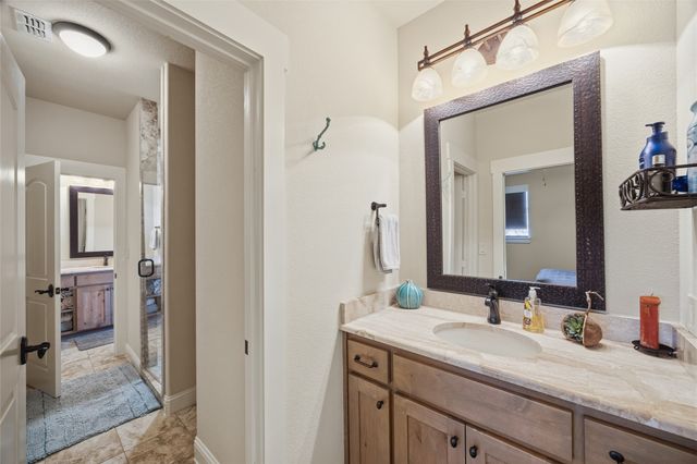 3105 Pastor Street, Dallas, TX 75212