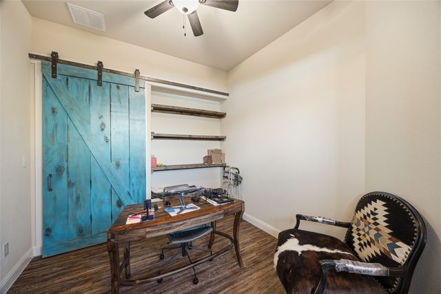 3105 Pastor Street, Dallas, TX 75212