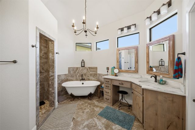 3105 Pastor Street, Dallas, TX 75212