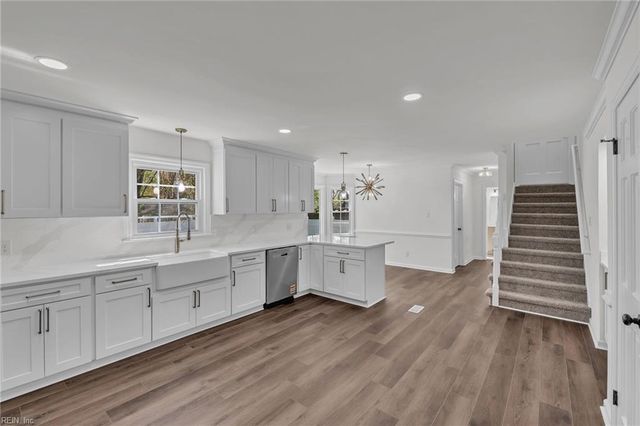 1448 Round Hill DR, Virginia Beach, VA 23456