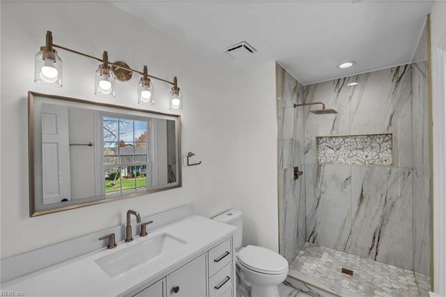 1448 Round Hill DR, Virginia Beach, VA 23456