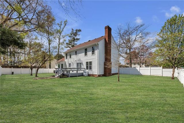 1448 Round Hill DR, Virginia Beach, VA 23456