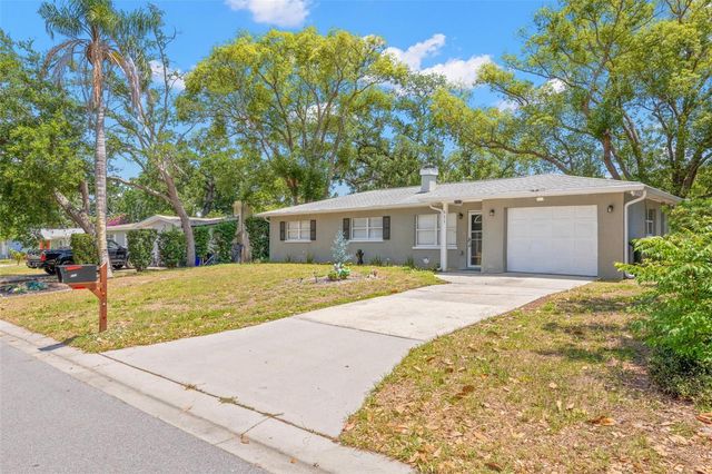 611 PINEWOOD DRIVE, Dunedin, FL 34698