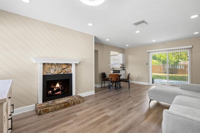 611 PINEWOOD DRIVE, Dunedin, FL 34698