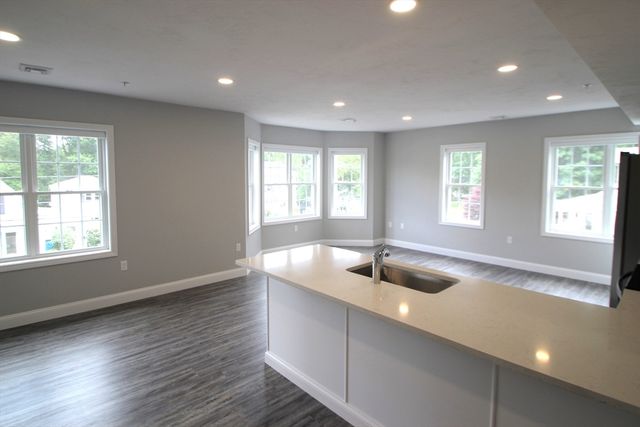 316 Commercial St 2A, Whitman, MA 02382