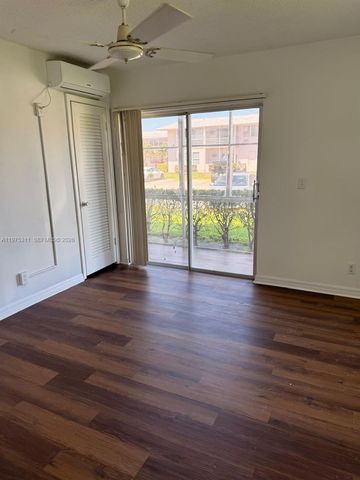 104 E Easthampton E 104, West Palm Beach, FL 33417