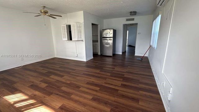 104 E Easthampton E 104, West Palm Beach, FL 33417