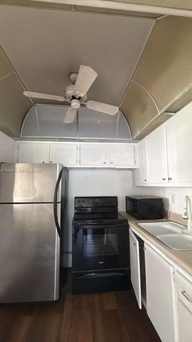 104 E Easthampton E 104, West Palm Beach, FL 33417