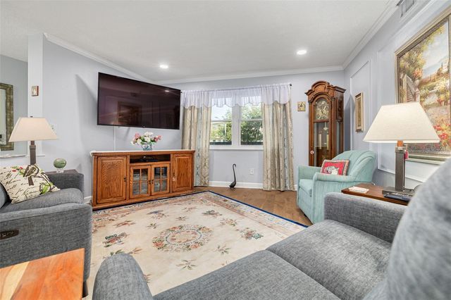 8198 TERRACE GARDEN DRIVE N 202, St Petersburg, FL 33709