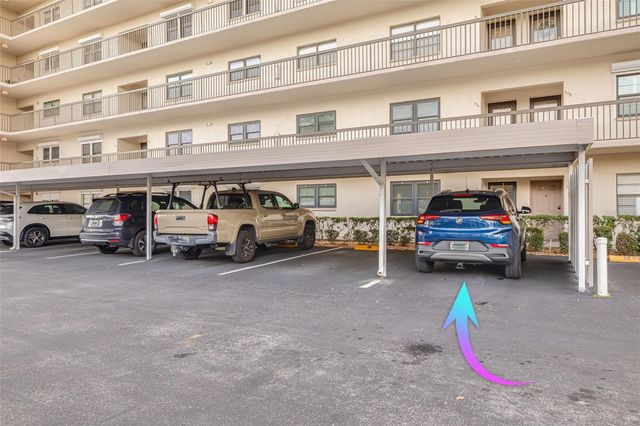 8198 TERRACE GARDEN DRIVE N 202, St Petersburg, FL 33709