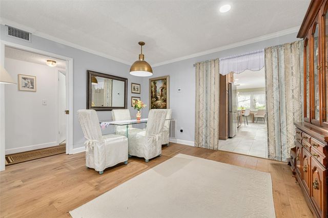 8198 TERRACE GARDEN DRIVE N 202, St Petersburg, FL 33709