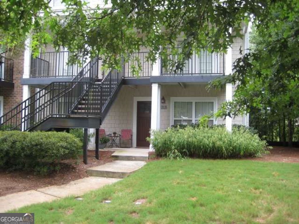 490 Barnett Shoals Road 202, Athens, GA 30605 — exterior