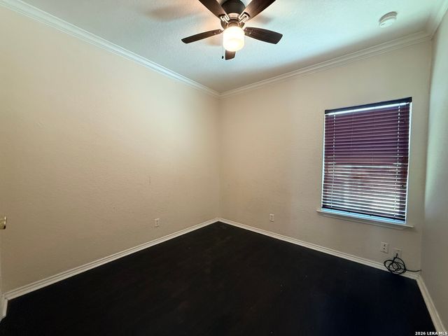 4838 Fortuna Pl, San Antonio, TX 78237