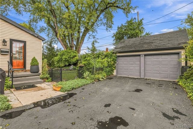 95 Morrow Avenue, Lockport City, NY 14094