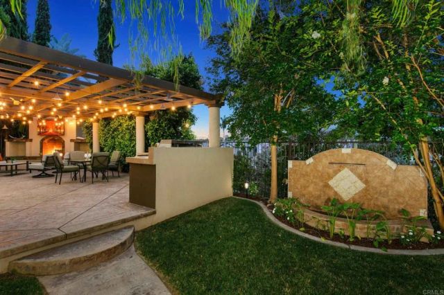 6839 Helenite Place, Carlsbad, CA 92009