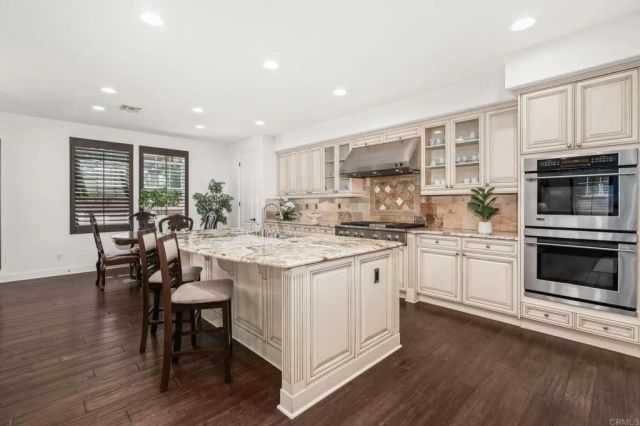 6839 Helenite Place, Carlsbad, CA 92009