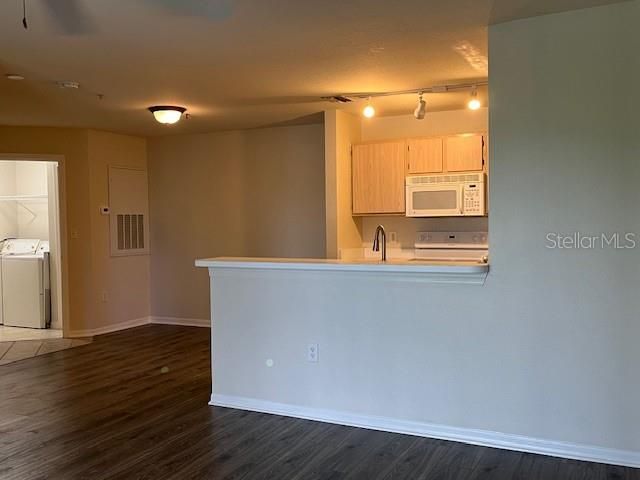 5447 VINELAND ROAD 1210, Orlando, FL 32811