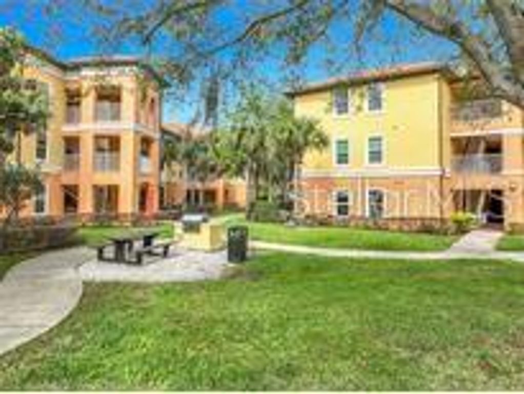 5447 VINELAND ROAD 1210, Orlando, FL 32811