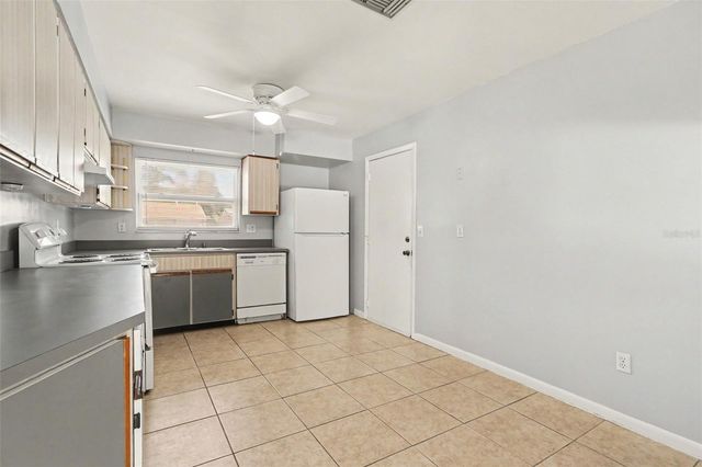 10157 BLUFF COURT, Orlando, FL 32821