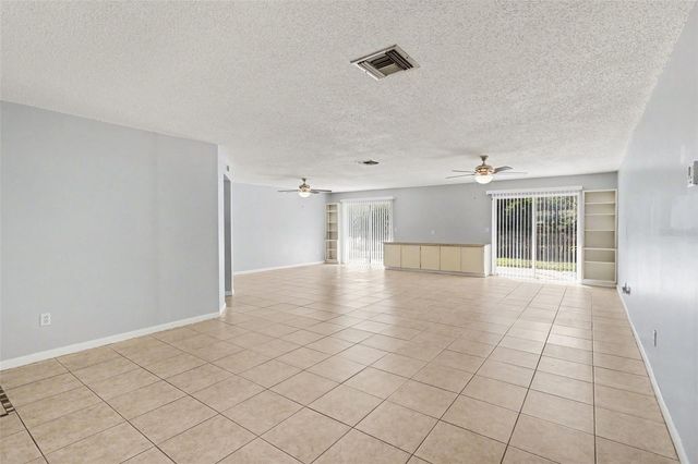 10157 BLUFF COURT, Orlando, FL 32821