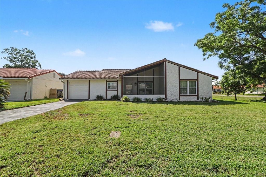 10157 BLUFF COURT, Orlando, FL 32821