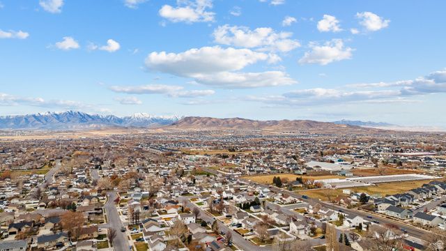 212 S 1100 W, Lehi, UT 84043