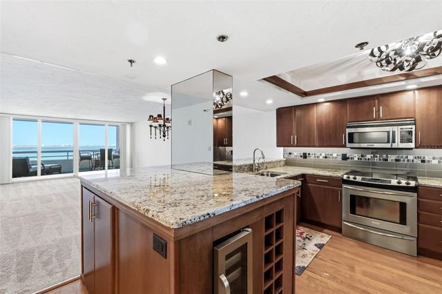 988 BLVD OF THE ARTS 1116, Sarasota, FL 34236