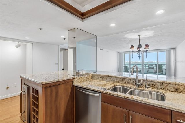 988 BLVD OF THE ARTS 1116, Sarasota, FL 34236