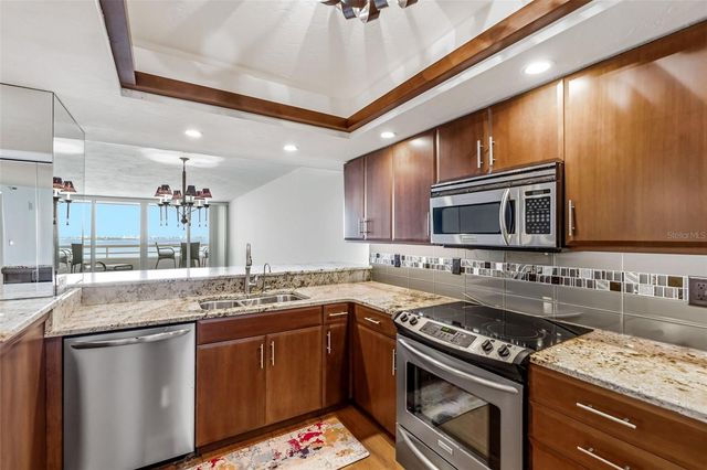 988 BLVD OF THE ARTS 1116, Sarasota, FL 34236