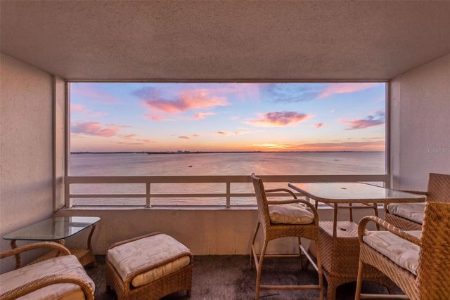 988 BLVD OF THE ARTS 1116, Sarasota, FL 34236