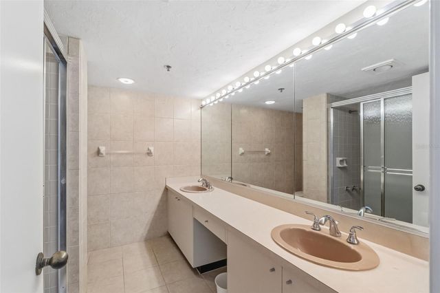 988 BLVD OF THE ARTS 1116, Sarasota, FL 34236