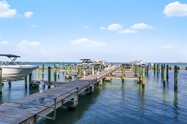 988 BLVD OF THE ARTS 1116, Sarasota, FL 34236