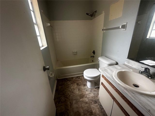 417 WATER ROAD, Ocala, FL 34472