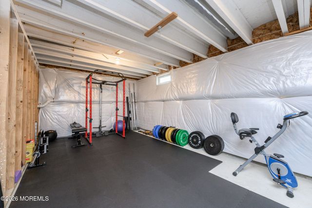 15 Half Hitch Road, Barnegat, NJ 08005