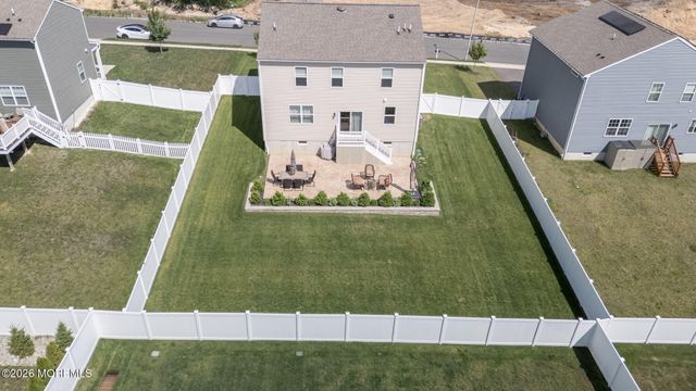15 Half Hitch Road, Barnegat, NJ 08005