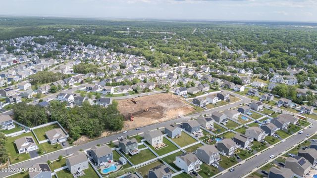15 Half Hitch Road, Barnegat, NJ 08005