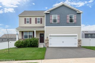 15 Half Hitch Road, Barnegat, NJ 08005