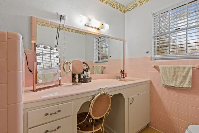 119 N Mimosa, Ore City, TX 75683