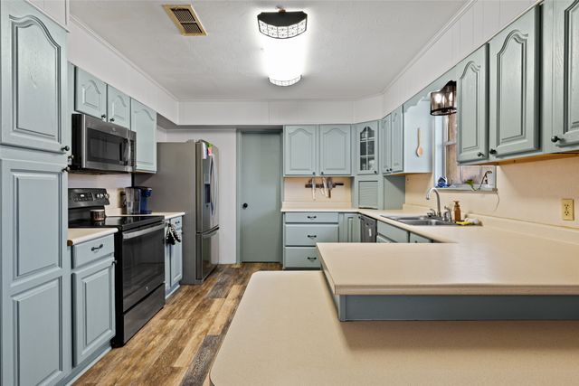 119 N Mimosa, Ore City, TX 75683