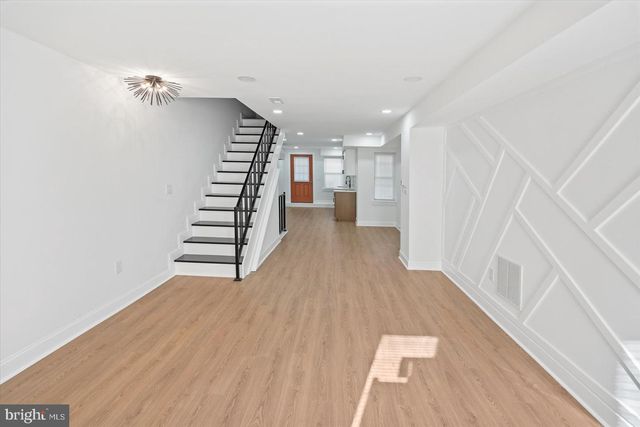 2440 E BIDDLE ST, Baltimore, MD 21213