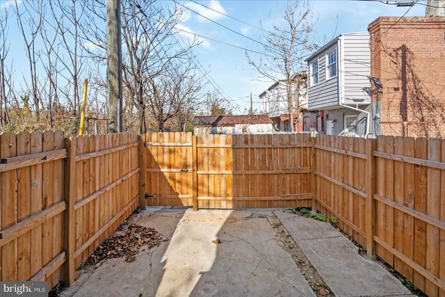 2440 E BIDDLE ST, Baltimore, MD 21213