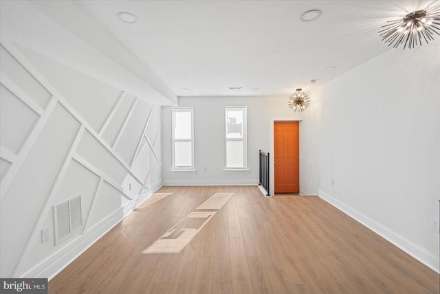 2440 E BIDDLE ST, Baltimore, MD 21213