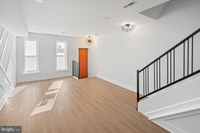 2440 E BIDDLE ST, Baltimore, MD 21213