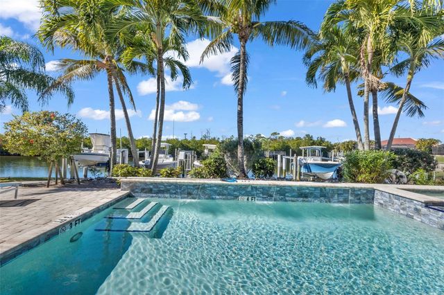 3233 PURPLE MARTIN DRIVE 122, Punta Gorda, FL 33950