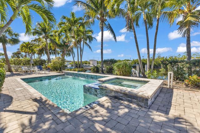 3233 PURPLE MARTIN DRIVE 122, Punta Gorda, FL 33950